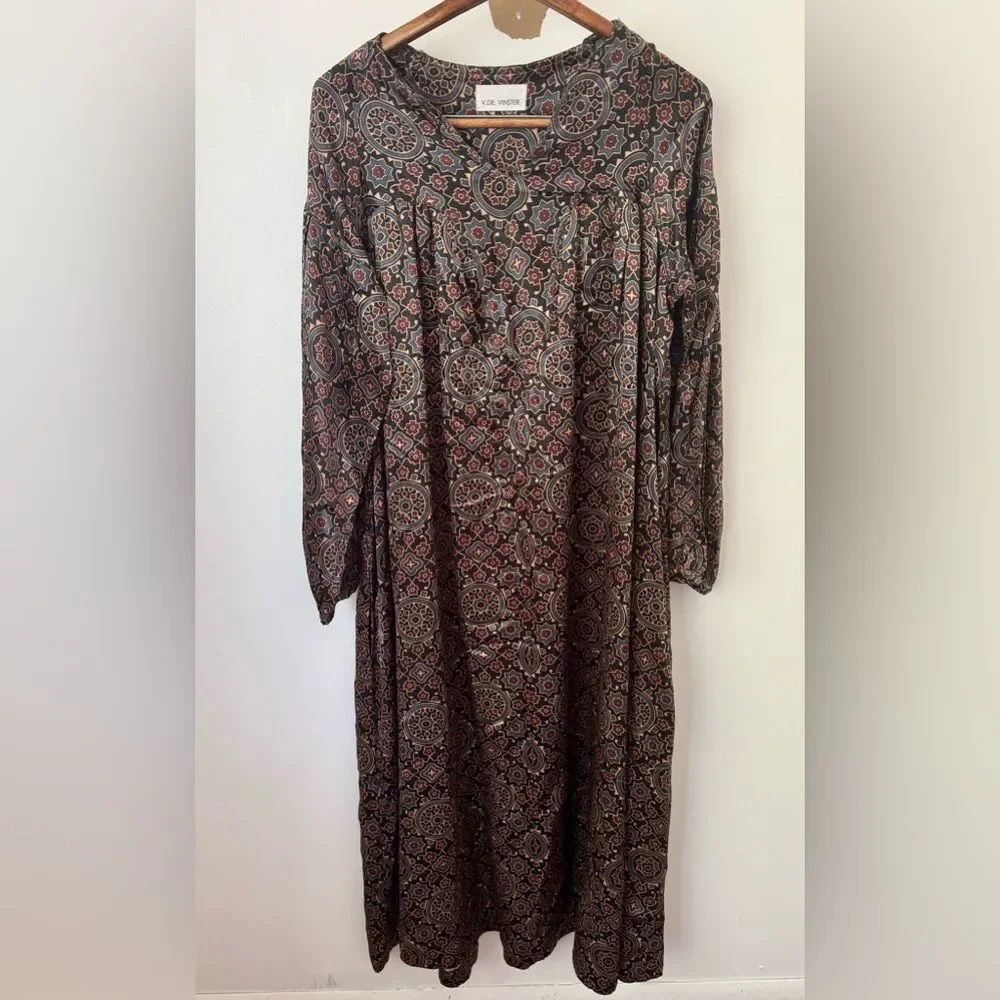 V. DE. VINSTER Midi Length Geometric Dress 100% Silk Size Medium Boho LagenLook